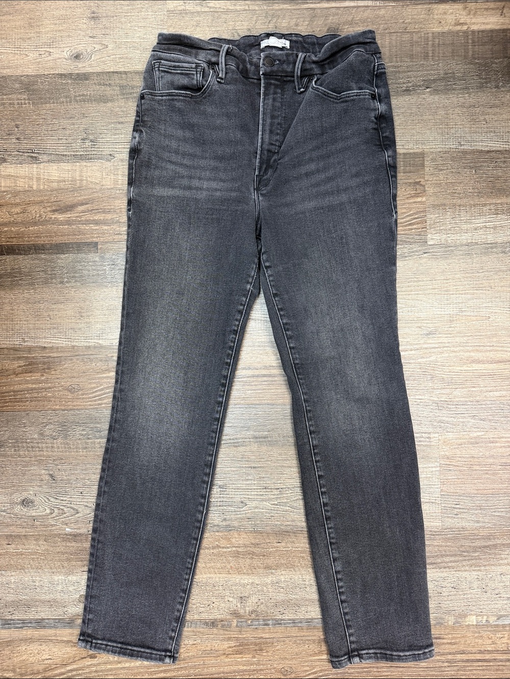 Good American Straight Leg Faded Black High Rise Jeans Size 10/30